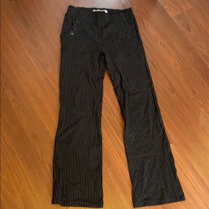 Betabrand boot cut six button yoga work pants